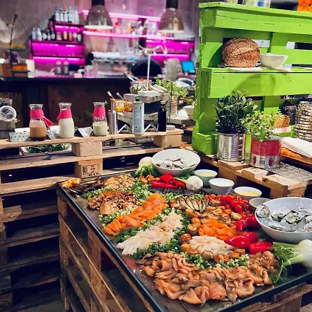 Отель Altes Stahlwerk Business & Lifestyle Ноймюнстер