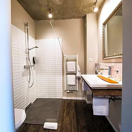 Altes Stahlwerk Business & Lifestyle 3* Neumünster