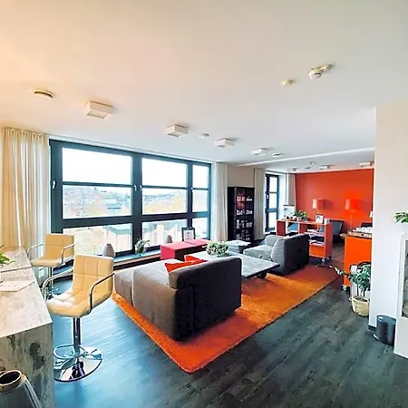 Altes Stahlwerk Business & Lifestyle Szálloda