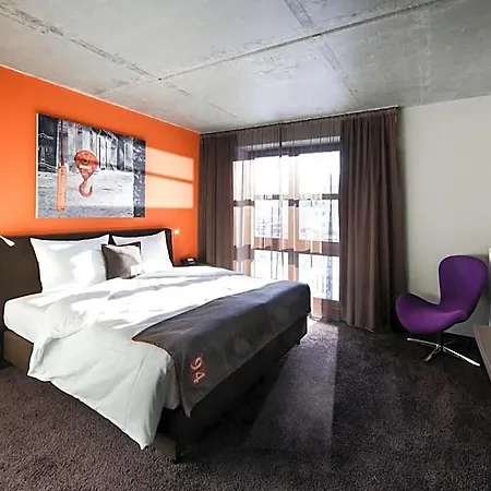 Altes Stahlwerk Business & Lifestyle Hotel Neumünster