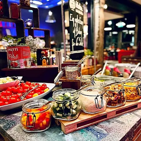 Altes Stahlwerk Business & Lifestyle Szálloda 3*